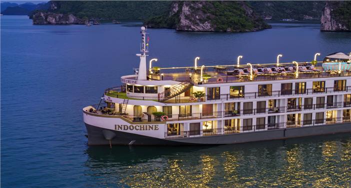 Tour Du thuyền 5 Sao Indochine Lan Hạ 2 ngày 1 đêm